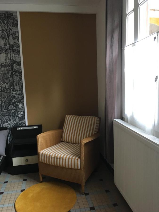 Charmant Appartement Sur Cour, Le Cerisier Bagnères-de-Bigorre Exteriör bild