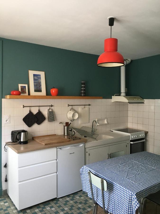 Charmant Appartement Sur Cour, Le Cerisier Bagnères-de-Bigorre Exteriör bild